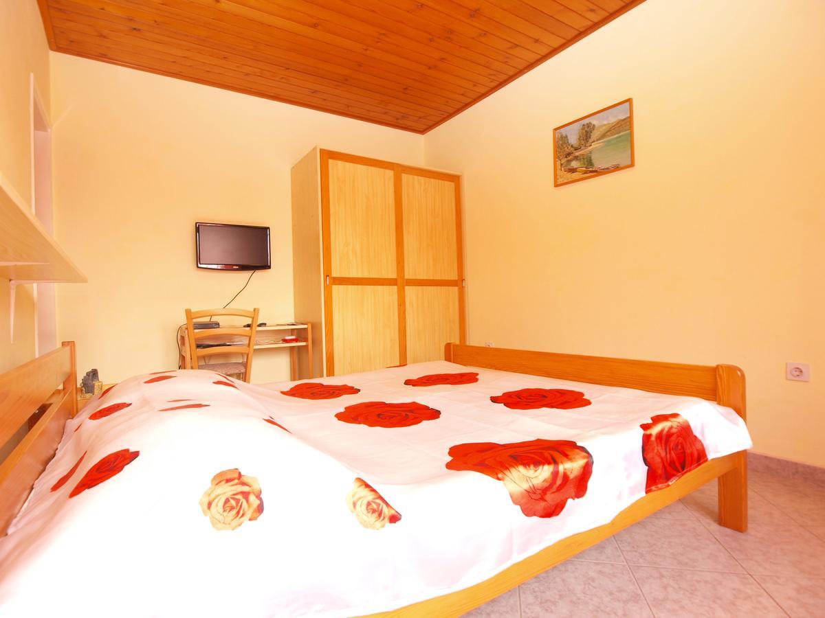 Apartments Luciano 1576 Ližnjan Esterno foto