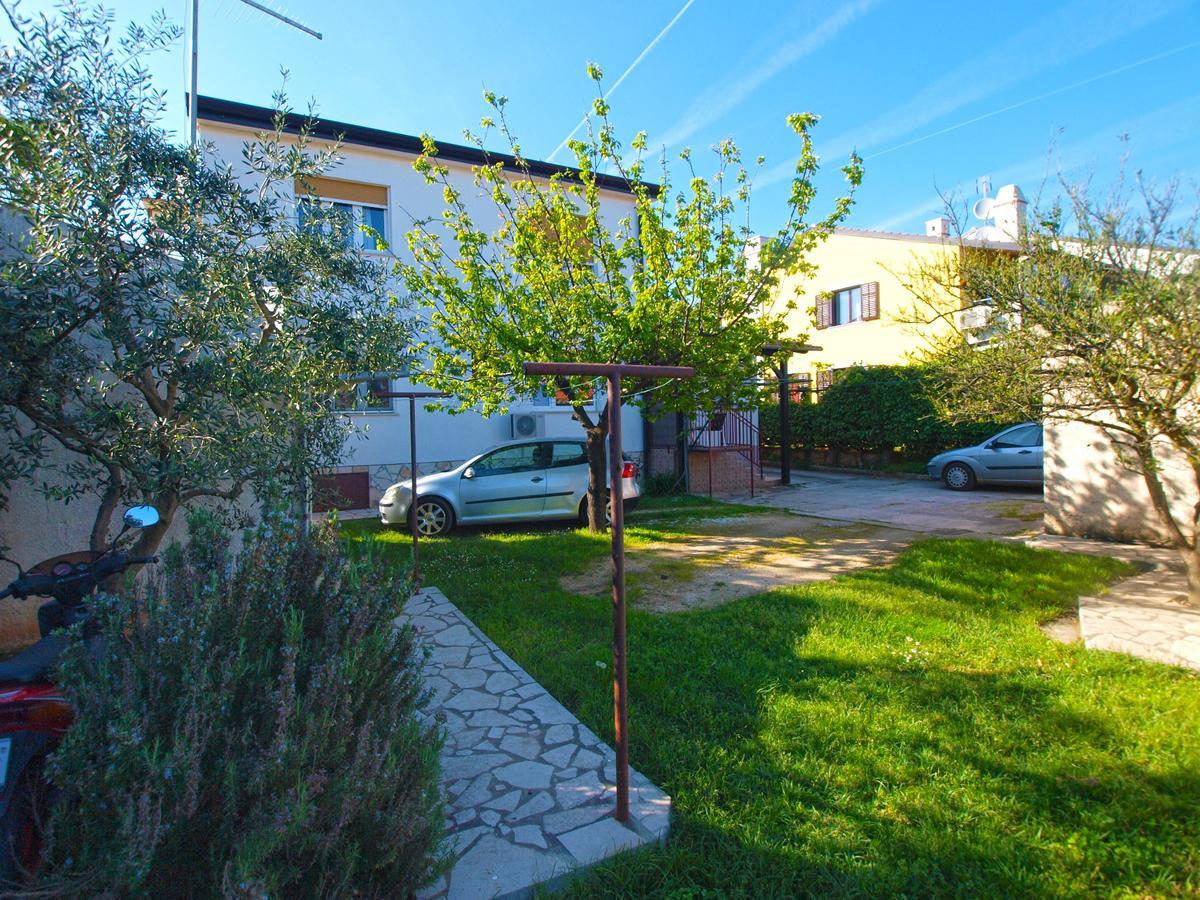 Apartments Luciano 1576 Ližnjan Esterno foto